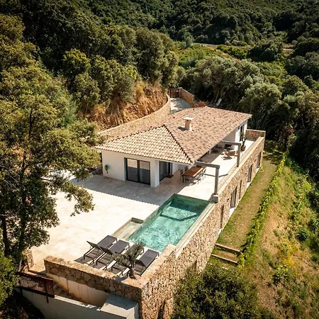 Toci Villa *